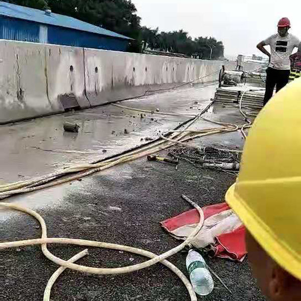 防撞栏切割拆除工程